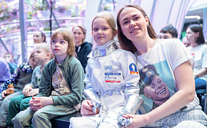 «Научный апрель» в Зарядье «Научный апрель» в Зарядье